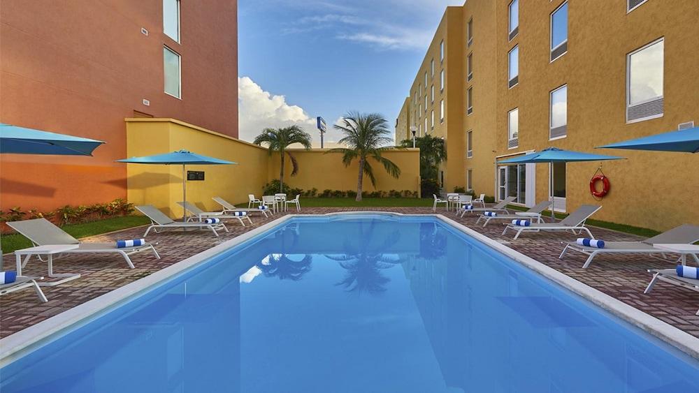 City Express By Marriott Cancún Eksteriør bilde