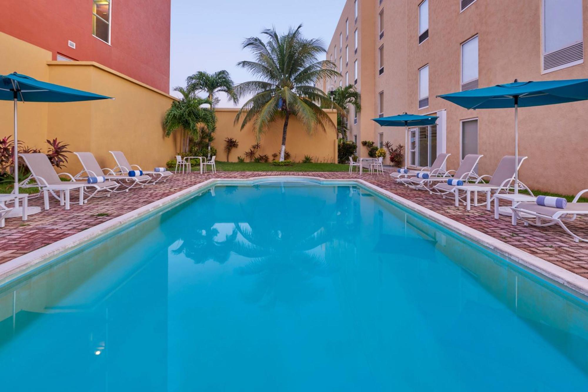 City Express By Marriott Cancún Eksteriør bilde